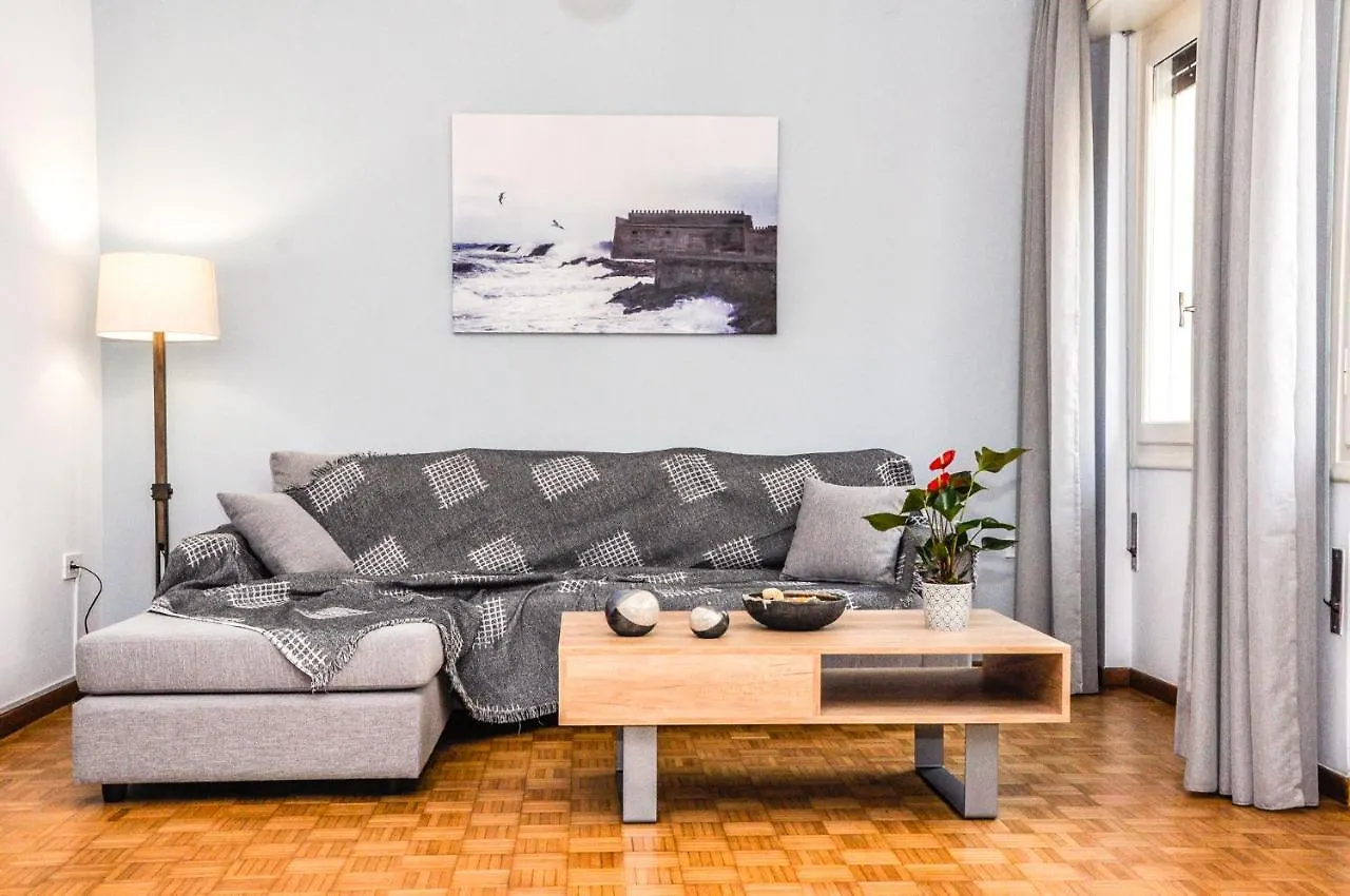 The Elegant. Spacious City Center Apartment. Heraklion  Apartment Heraklion (Crete)