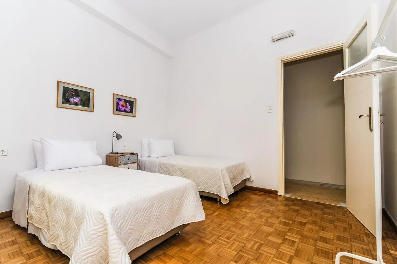 The Elegant. Spacious City Center Apartment. Heraklion  Apartment